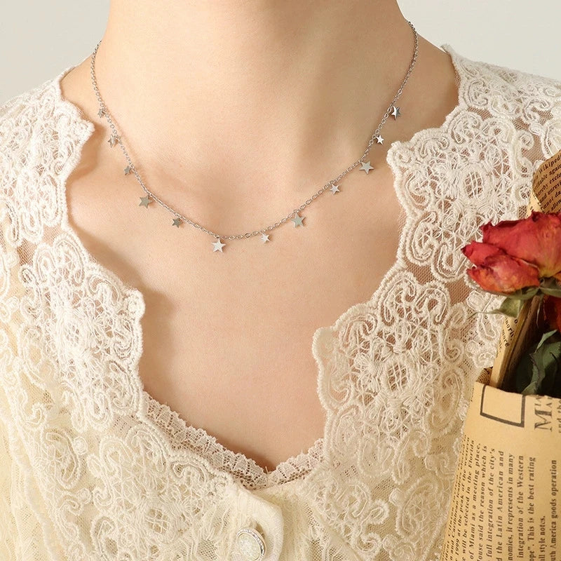 LT-P538 Women's Trendy European American Roman Palace Style Multi-Accessory Versatile Collarbone Box Chain Pendant Titanium