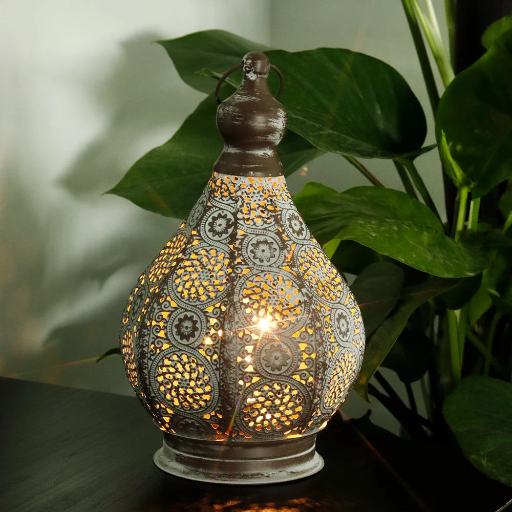 Moroccan Metal Hanging Lamp Battery Powered 29.5cm Tall Cordless Table Lamp for Home Decoration for Living Room Weddings