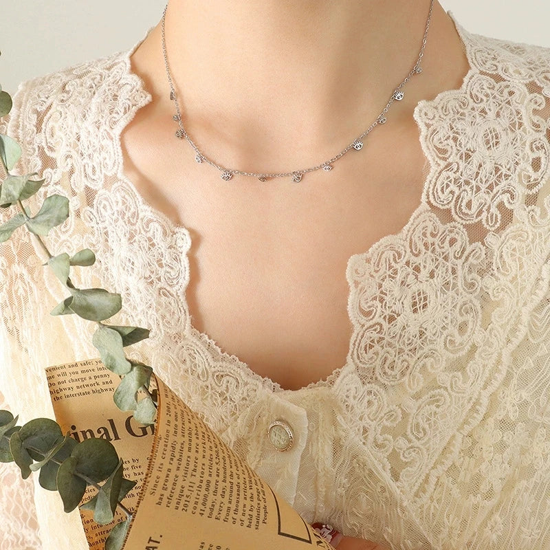 LT-P538 Women's Trendy European American Roman Palace Style Multi-Accessory Versatile Collarbone Box Chain Pendant Titanium