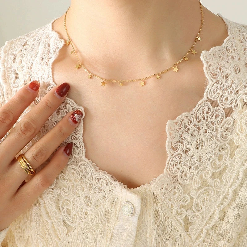 LT-P538 Women's Trendy European American Roman Palace Style Multi-Accessory Versatile Collarbone Box Chain Pendant Titanium