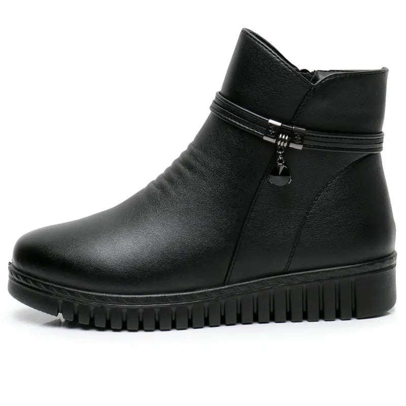 Autumn Winter Fashion Boots Women Leather Ankle Warm Boots women's casual ankle boots mother flat warm non-slip cotton shoes