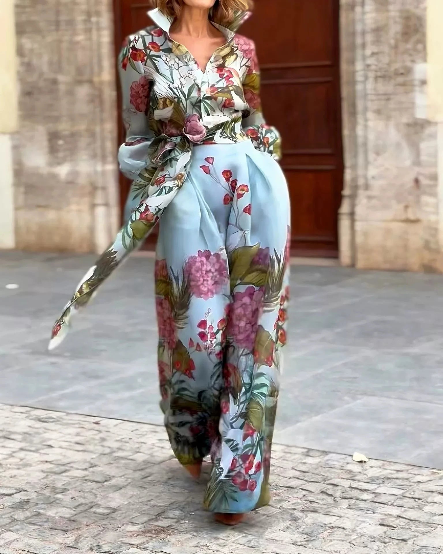 New autumn and winter style, elegant and romantic vacation style, two-piece set of long-sleeved long dress with tie belt and cin