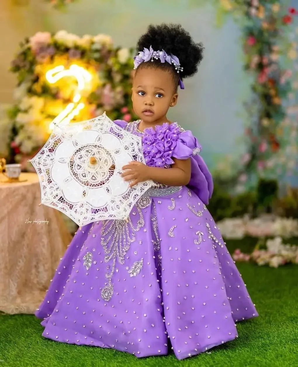 Luxury Lavender Girls Birthday Dress Beading With Bow Floral Flower Girl Dresses Queen Ball Gowns for Wedding Party Customized