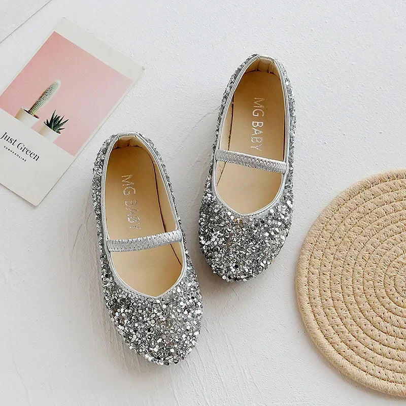 2025 Spring 1 to 12 years old girls dress shoes Beauty Pointed Toe Teen Girl Leather Shoes Bling Princess Wedding Shoes